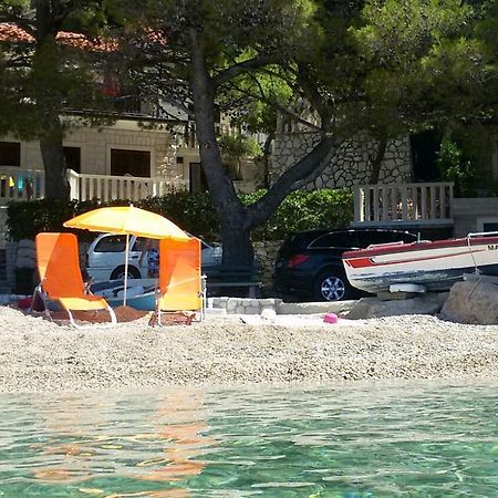 Apartments By The Sea Brela, Makarska - 11821 エクステリア 写真